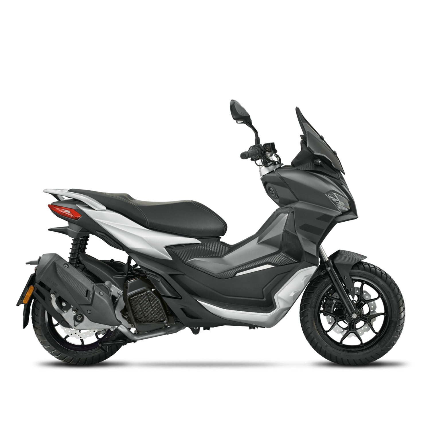 آپریلیا اس‌تی‌آٰر جی‌تی 175 ای‌‎‌‌‌بی‌اس - Aprilia STR GT 175 ABS